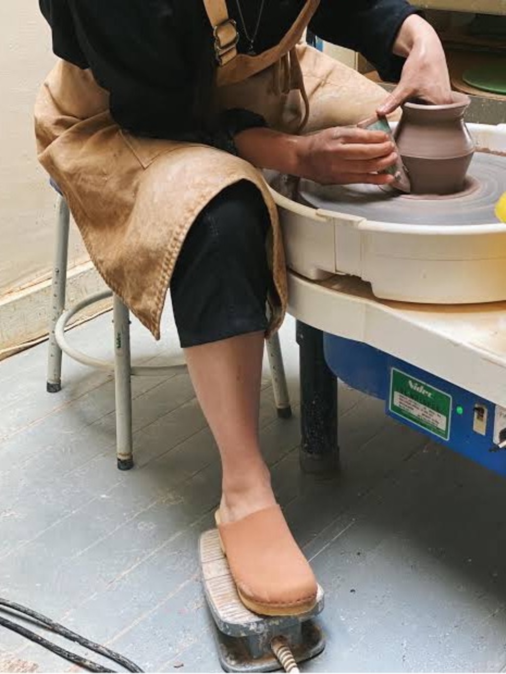 Bryr Worker Clog in Whiskey Leather Size 39 - Picture 6 of 16